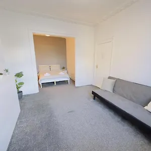 Stratford House - Sleepylodge London